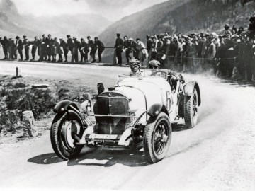Rudolf Caracciola: gwiazda w panteonie kierowc&oacute;w wyścigowych
